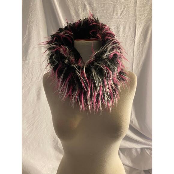 Y2K Punk Goth Furry Knit Scarf Black Pink Fluffy Neck Warmer 3C4G One Size - Picture 2 of 4